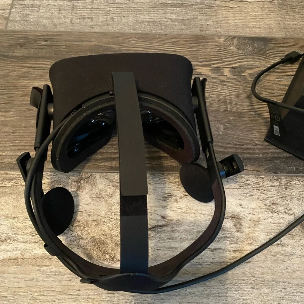 Oculus Rift Virtual Reality Headset